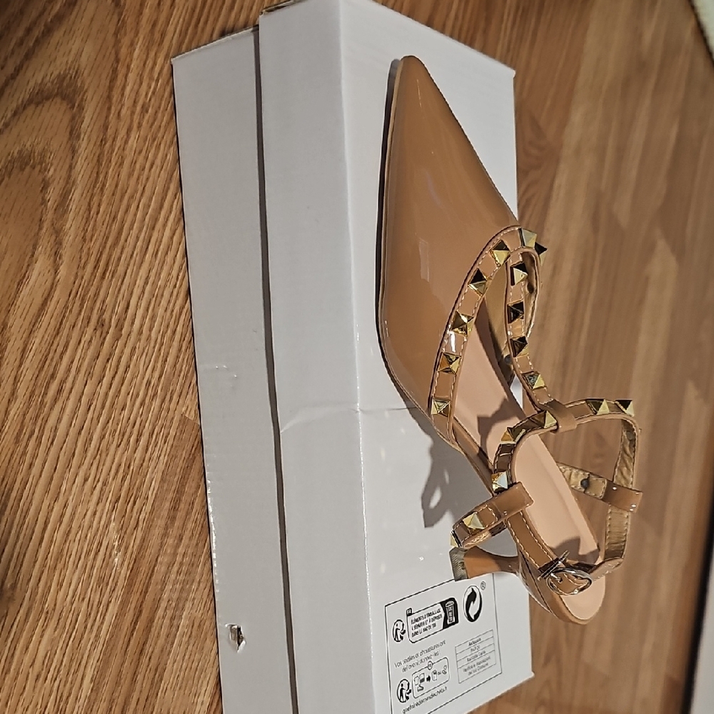 Element Shine Tan Studded Heels